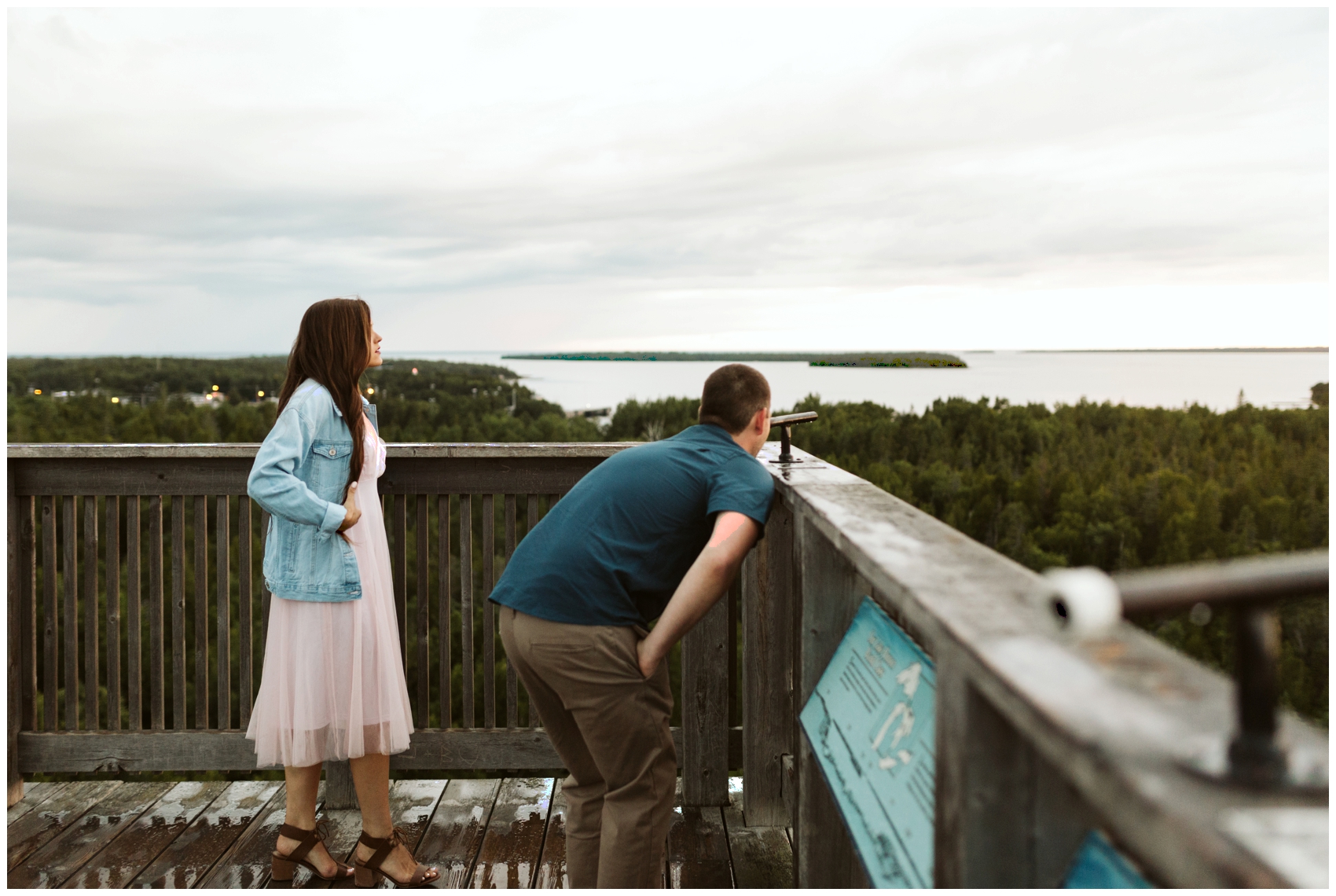 engagement session at tobermory ontario 